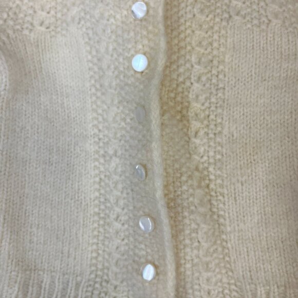 vintage 1960s handmade baby cardigan sweater - Picture 3 of 4